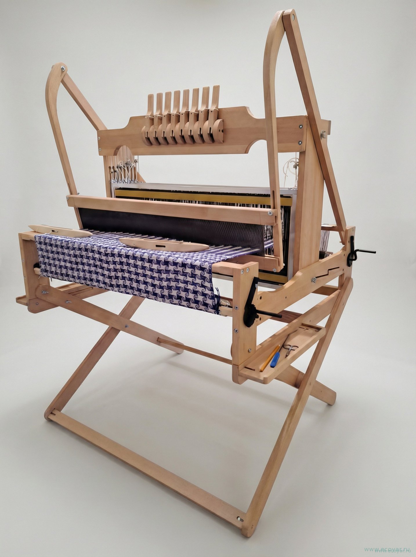 ������ ������� ������ /������-�������/ 65 �� (8-�� ��������) ������� �� �������